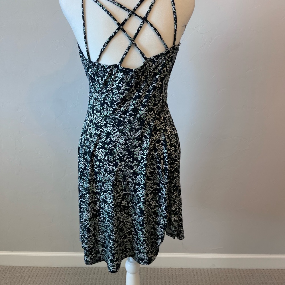 Nine Britton Lizzy Brushed Floral‎ Knit Dress - Picture 3 of 4
